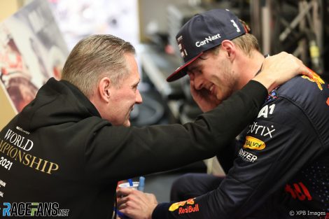 Jos Verstappen, Max Verstappen, Red Bull, Yas Marina, 2021
