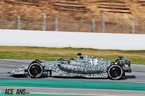 Guanyu Zhou, Alfa Romeo, Circuit de Catalunya, 2022