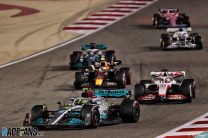 Lewis Hamilton, Mercedes, Bahrain International Circuit, 2022