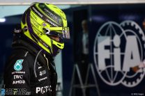 Lewis Hamilton, Mercedes, Bahrain International Circuit, 2022