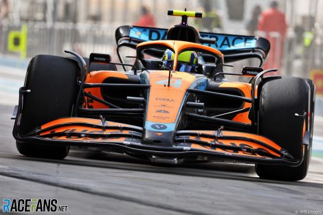Lando Norris, McLaren, Bahrain International Circuit, 2022