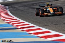 Lando Norris, McLaren, Bahrain International Circuit, 2022