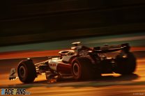 Zhou Guanyu, Alfa Romeo, Jeddah Corniche Circuit, 2022