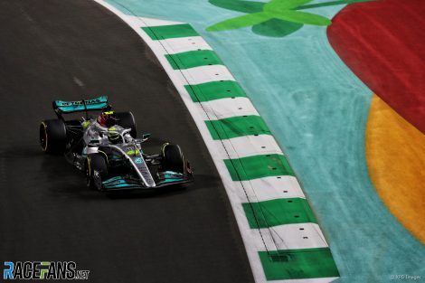 Lewis Hamilton, Mercedes, Jeddah Corniche Circuit, 2022